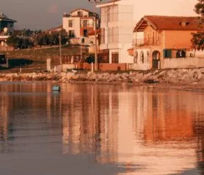 Descubra como chegar na praia da Freguesia fácil e rápido Descubra como chegar na praia da Freguesia fácil e rápido