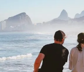 Descubra como chegar na praia de São Conrado fácil e rápido Descubra como chegar na praia de São Conrado fácil e rápido