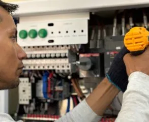 Descubra os Melhores Técnicos em Manutenção de Elevadores RJ