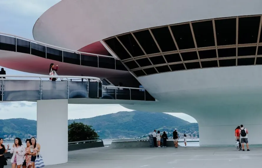 Descubra o MAR: Arte e Vista Incrível da Zona Portuária