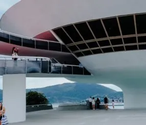 Caminho Niemeyer: descubra a arquitetura de Niterói Caminho Niemeyer: descubra a arquitetura de Niterói