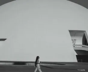 Descubra o Caminho Niemeyer em Niterói: um passeio imperdível