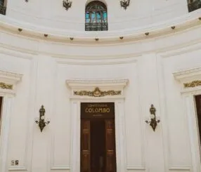 Descubra o Centro do Rio e a magia da Confeitaria Colombo Descubra o Centro do Rio e a magia da Confeitaria Colombo