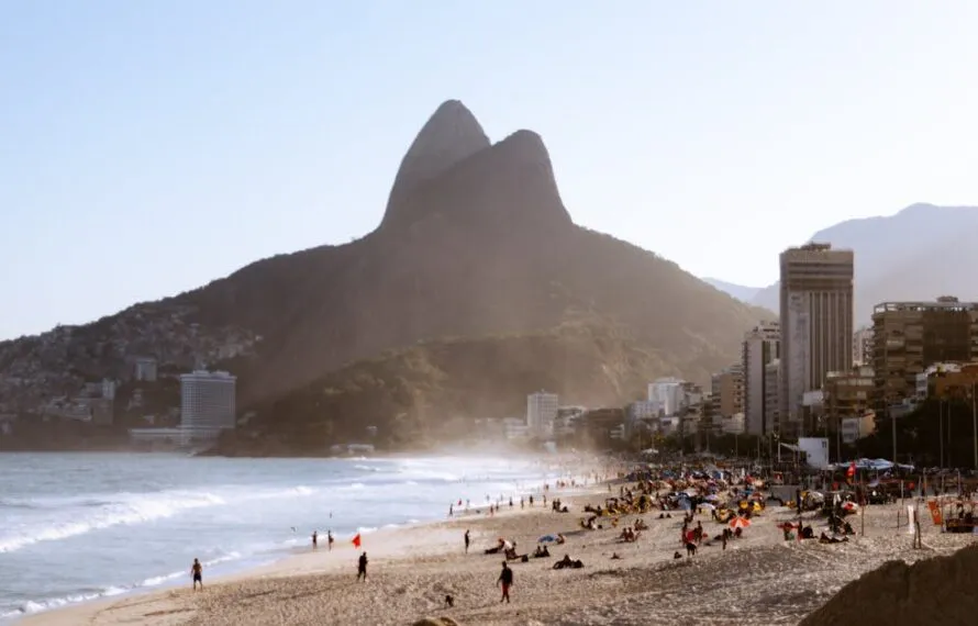 Descubra o Morro Dois Irmãos com guia local no Vidigal