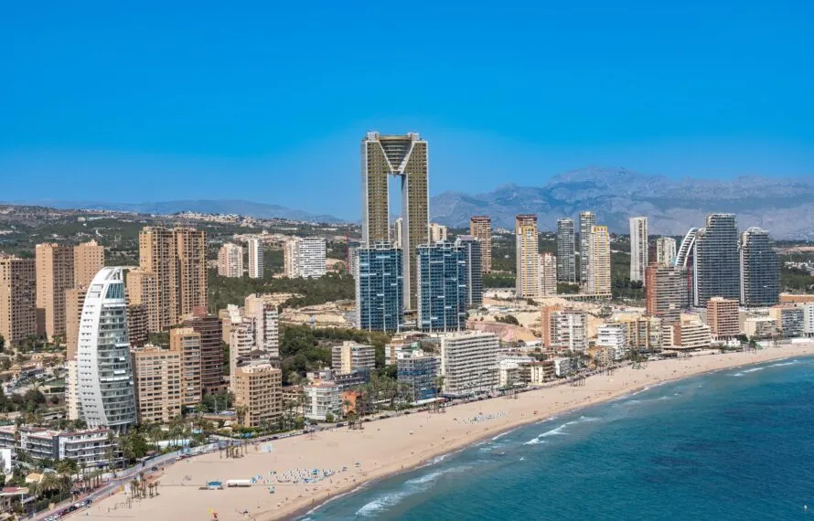 Melhores regiões para se hospedar e aproveitar praias e passeios urbanos Melhores regiões para se hospedar e aproveitar praias e passeios urbanos